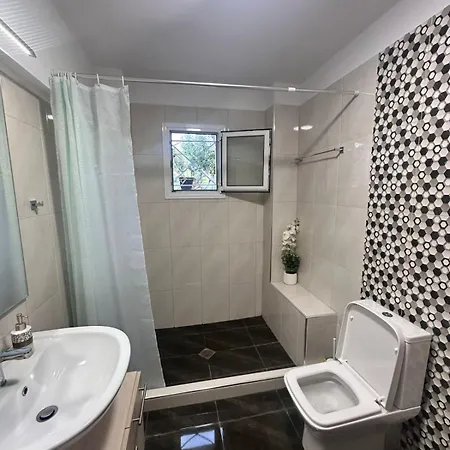 بيت ضيافة Ktima Lena