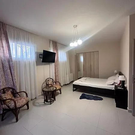 بيت ضيافة Ktima Lena