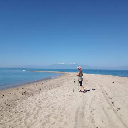 بيت ضيافة Ktima Lena 4*