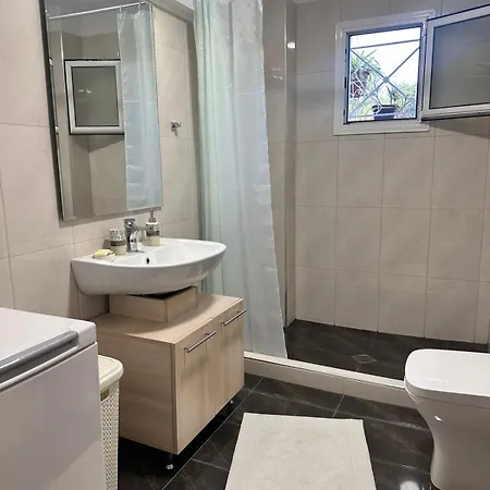 Ktima Lena Ormos (Thessaloniki)