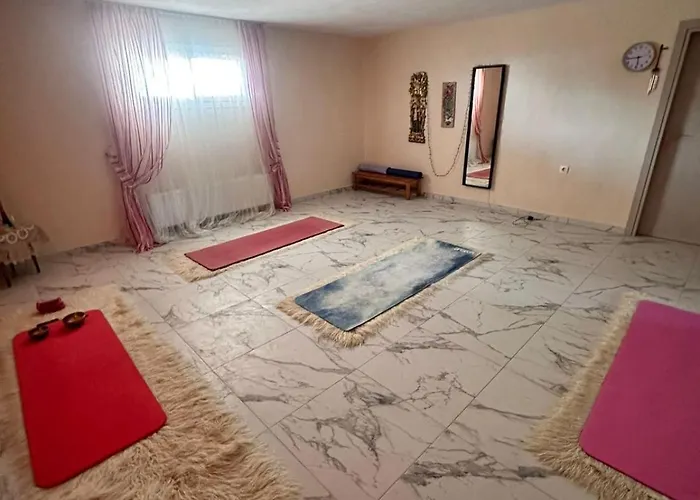 Pensión Ktima Lena Ormos (Thessaloniki)